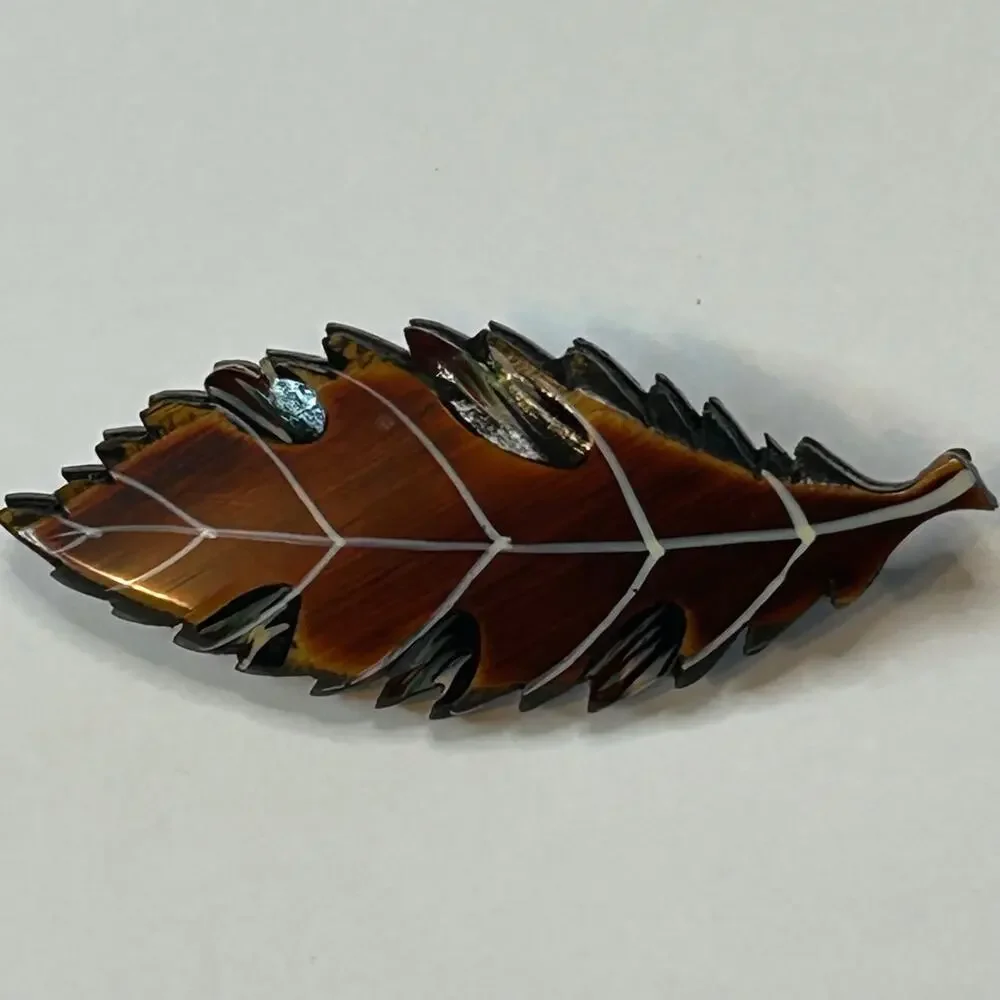 Vintage‎ Carved Wood Lacquered Leaf Brooch Pin